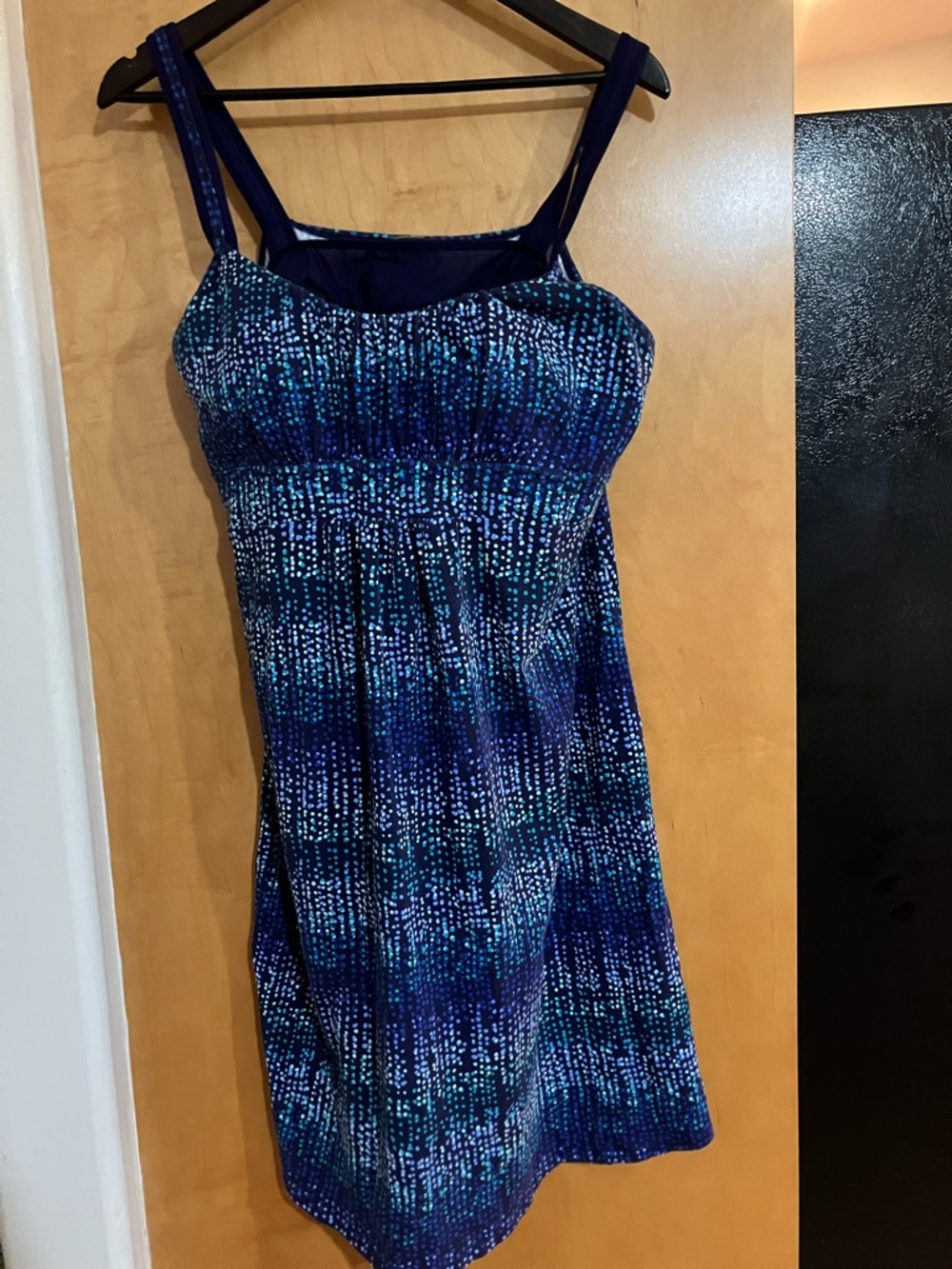 Denver Hayes Navy and Teal Patterned Beach Dress With Builtin Bra. XL